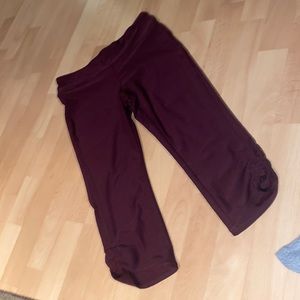 4/$10✨ spandex capris